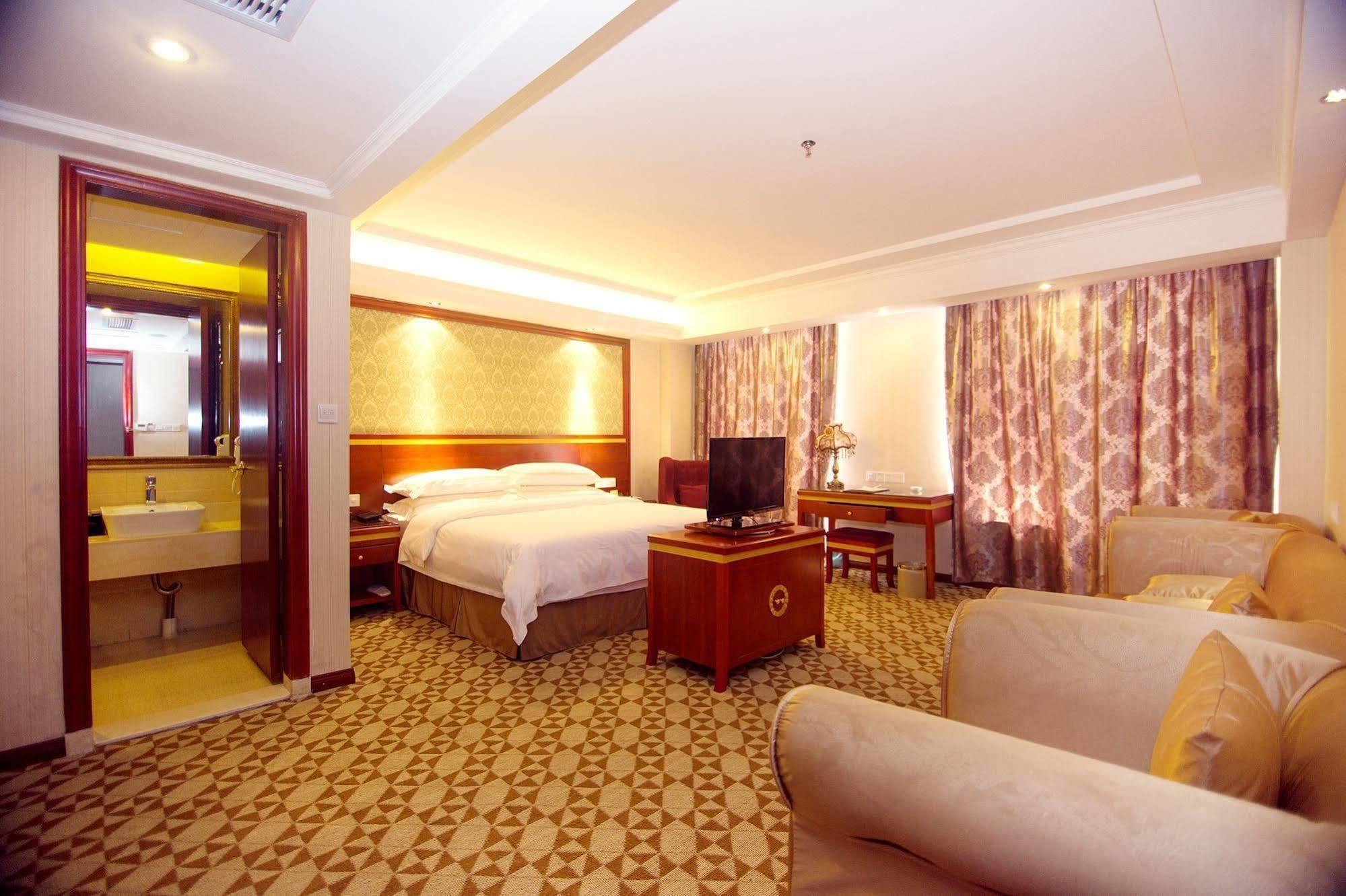 Vienna International Hotel Jingdezheng People Square Exterior foto